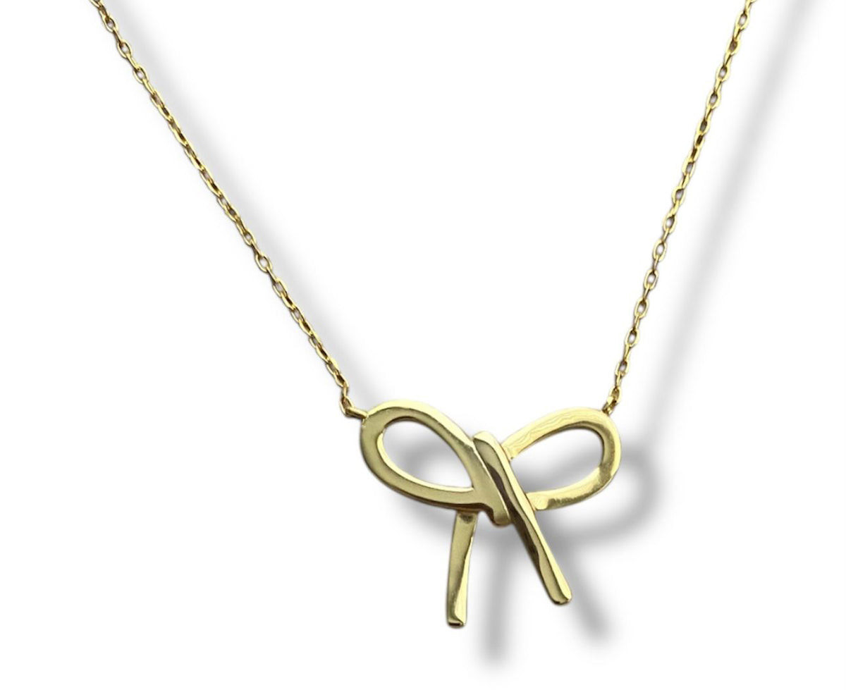 Lovely simple plain Bow