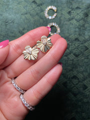 Radiant Baguette Flower