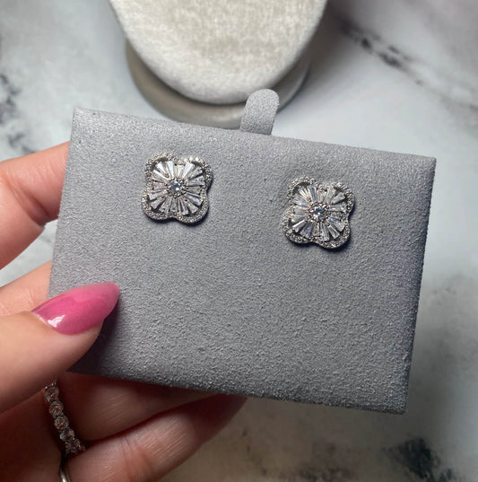 Baguette Zirconia Flower Studs